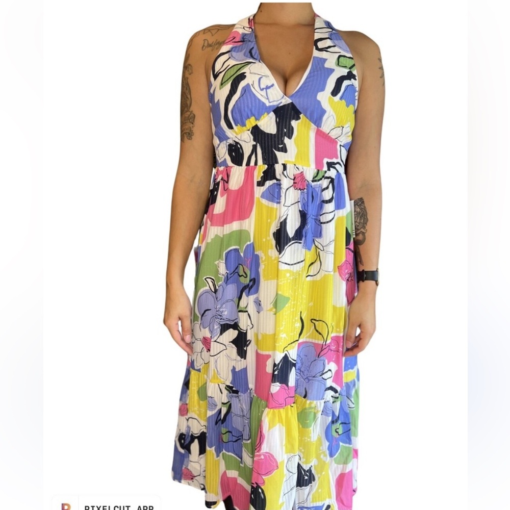 NWT Ophelia Roe Halter Dress Floral. Size  Large.